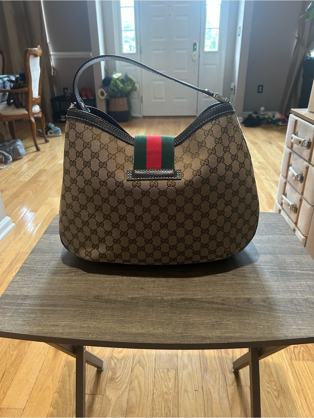 Gucci Beige GG Canvas Shoulder Bag with Green-Red Web Stripe - Picture 4 of 5